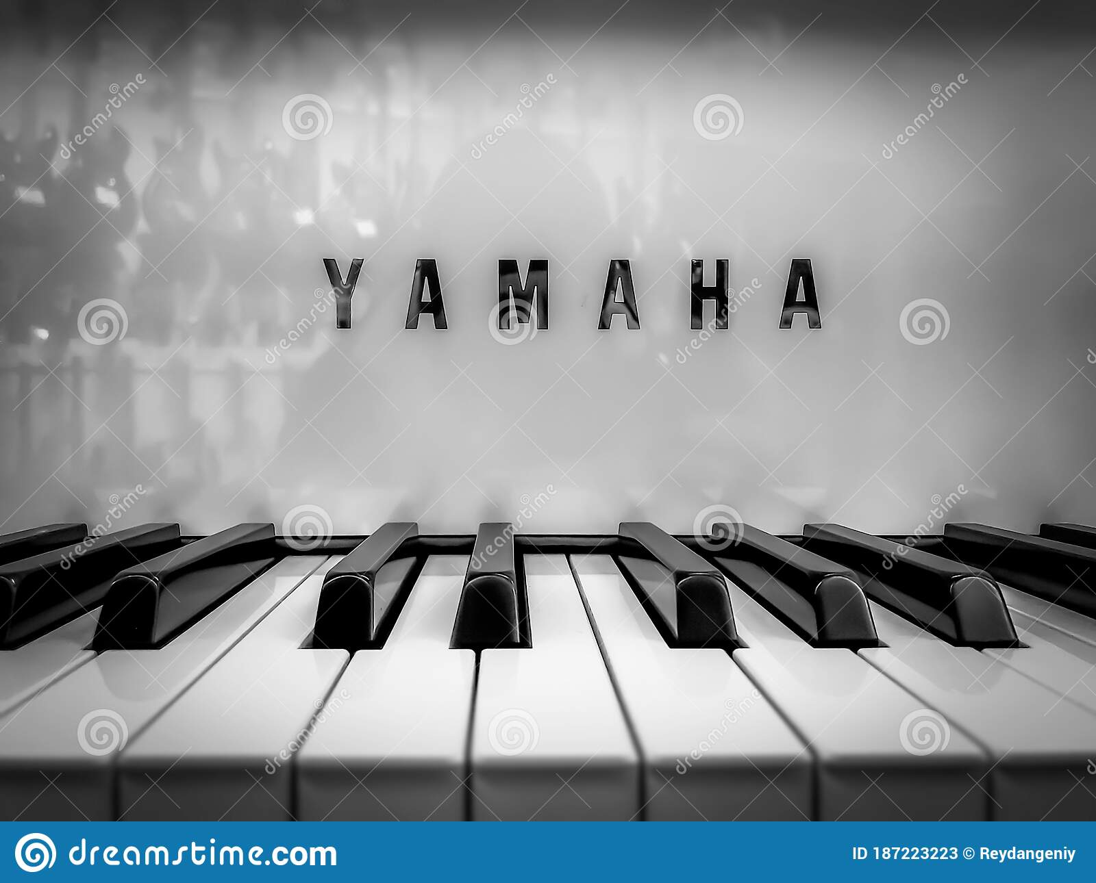 kyiv-ukraine-jun-black-white-photo-exhibition-new-musical-instruments-yamaha-piano-keyboard-logo-front-187223223